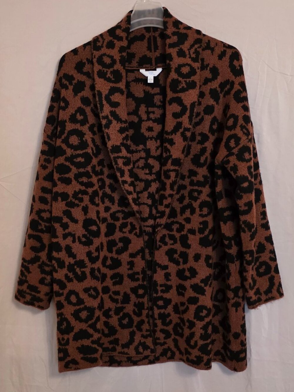 Time & Tru Heavy Weight Leopard Open Front Cardigan Size L